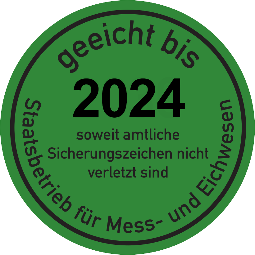 Zusatzkennzeichen zur Eichung mit der Aufschrift: „geeicht bis 2024 soweit amtliche Sicherungskennzeichen nicht verletzt sind. Staatsbetrieb für Mess- und Eichwesen“